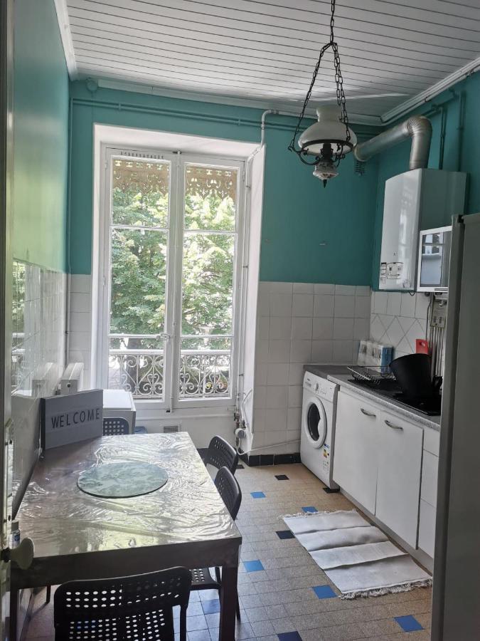 Bel Appartement Charme Ancien Dans Quartier Anime Grenoble Bagian luar foto