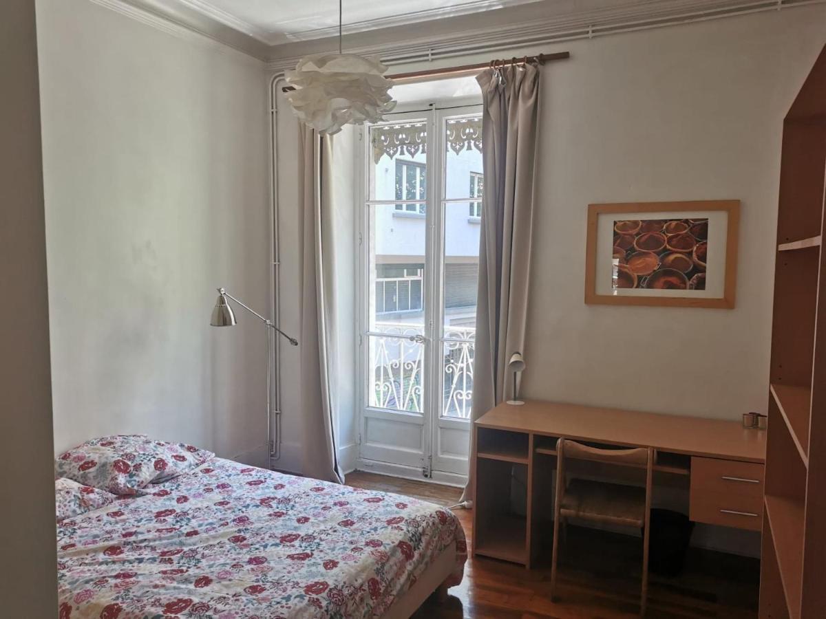 Bel Appartement Charme Ancien Dans Quartier Anime Grenoble Bagian luar foto